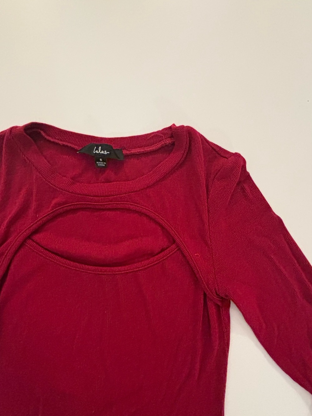 Lulu's Burgundy Front-Cutout Long Sleeve Knit Top perfect for Fall 🍂🍁